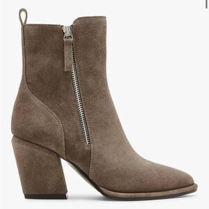 Blondo Waterproof Elenor Ankle Boot